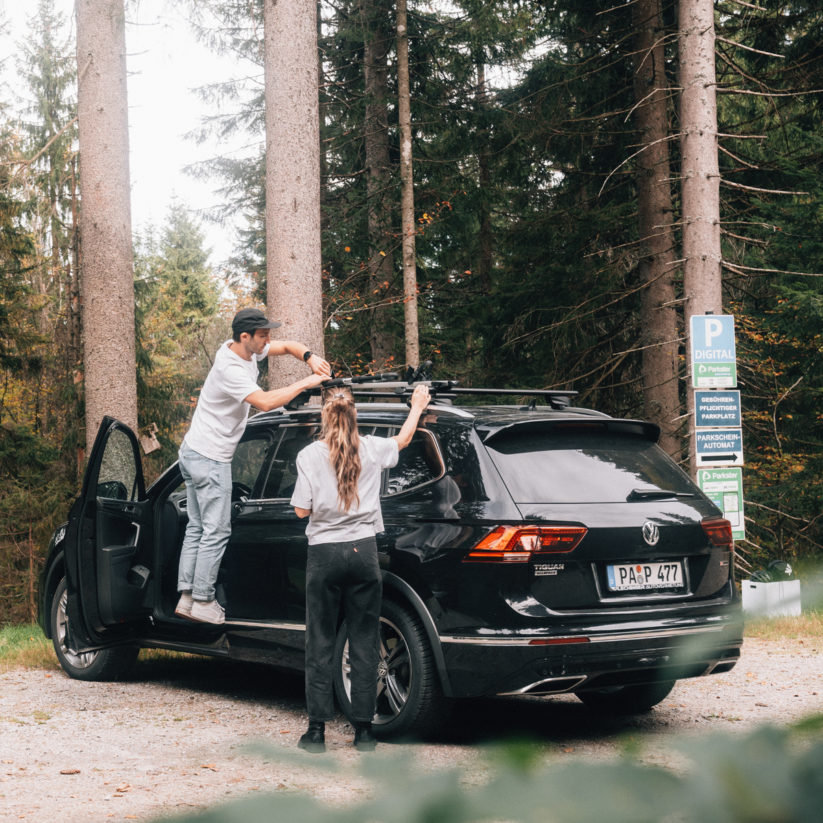 Atera Giro AF+ auf dem Auto montiert
