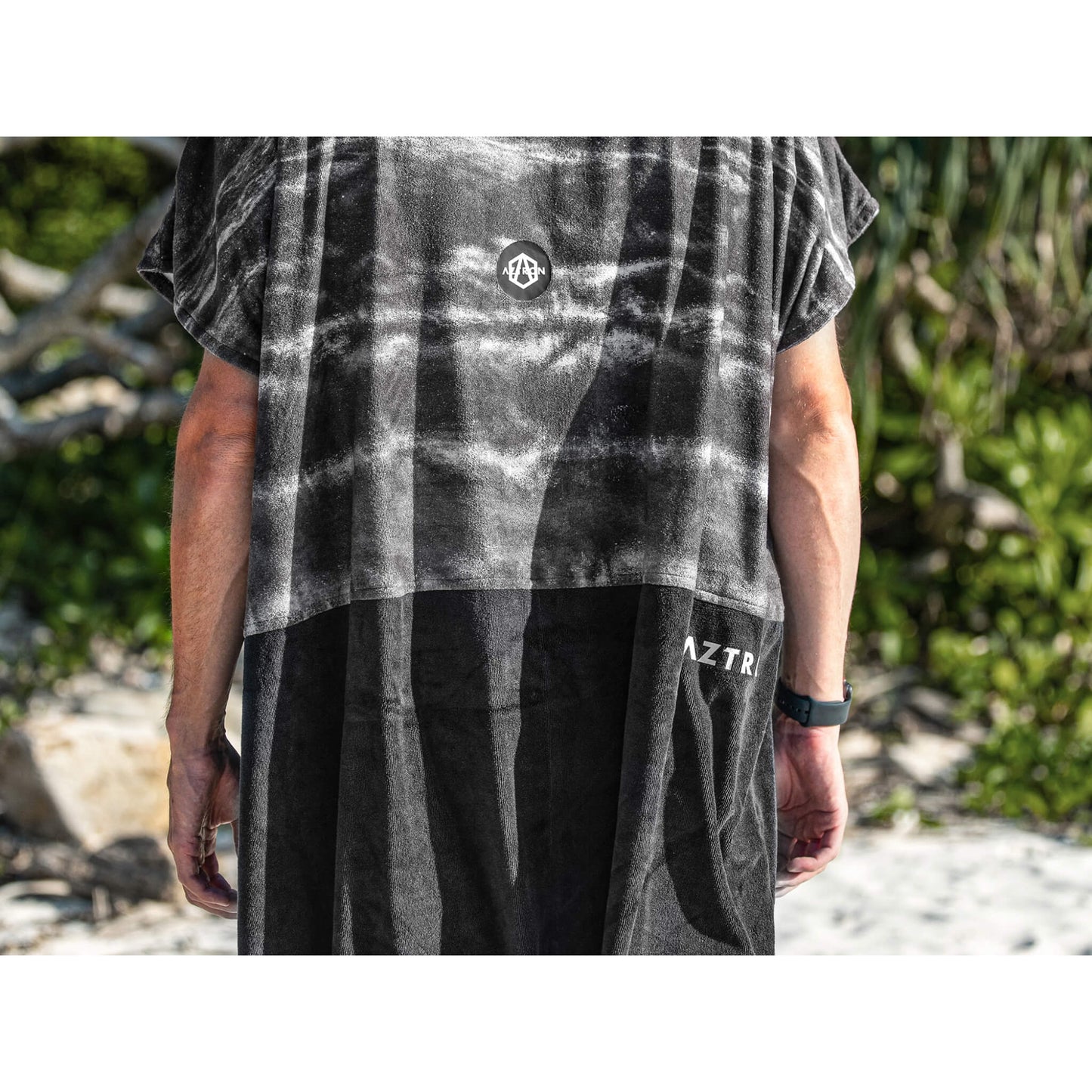 Aztron Milkyway Poncho Poncho schwarz