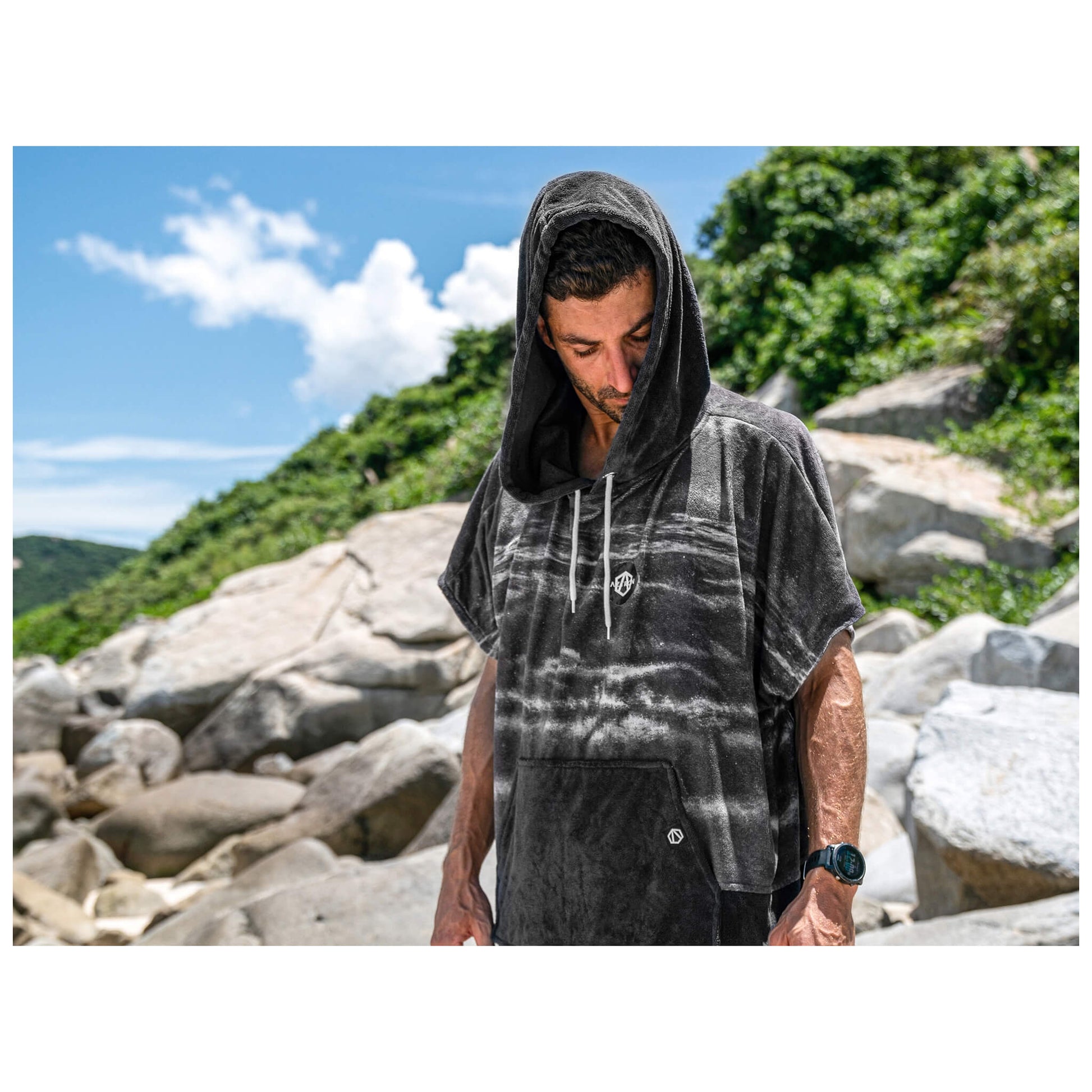 Aztron Milkyway Poncho Poncho schwarz